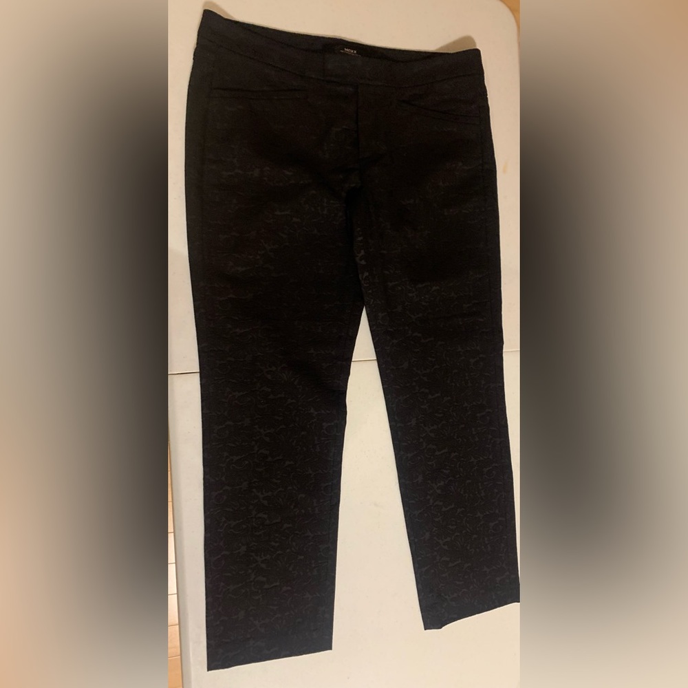 Mexx womens black on black lace like pattern pants size 12